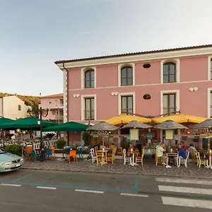 La Vecchia Scuola Cavo